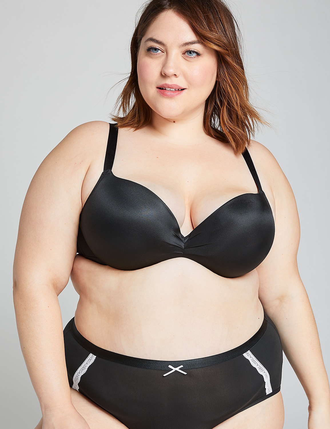 Max Boost Plunge Bra Product Image 1