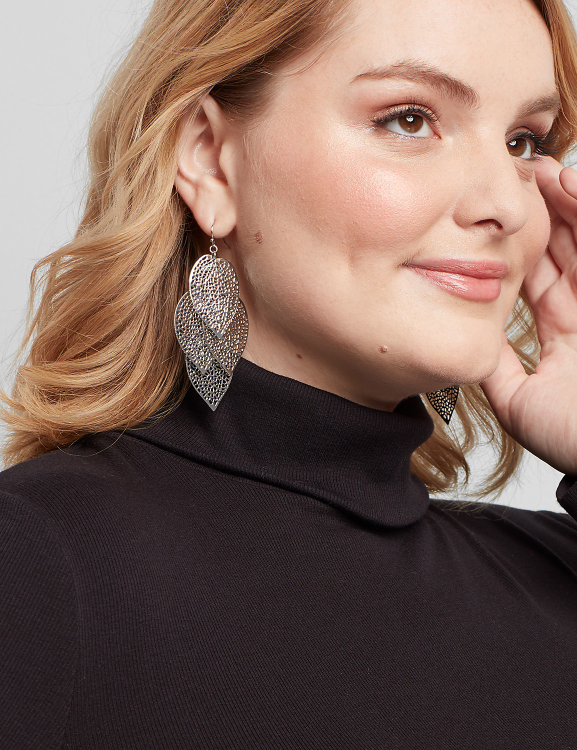 Dangling Leaf Drop Earrings Product Image 1