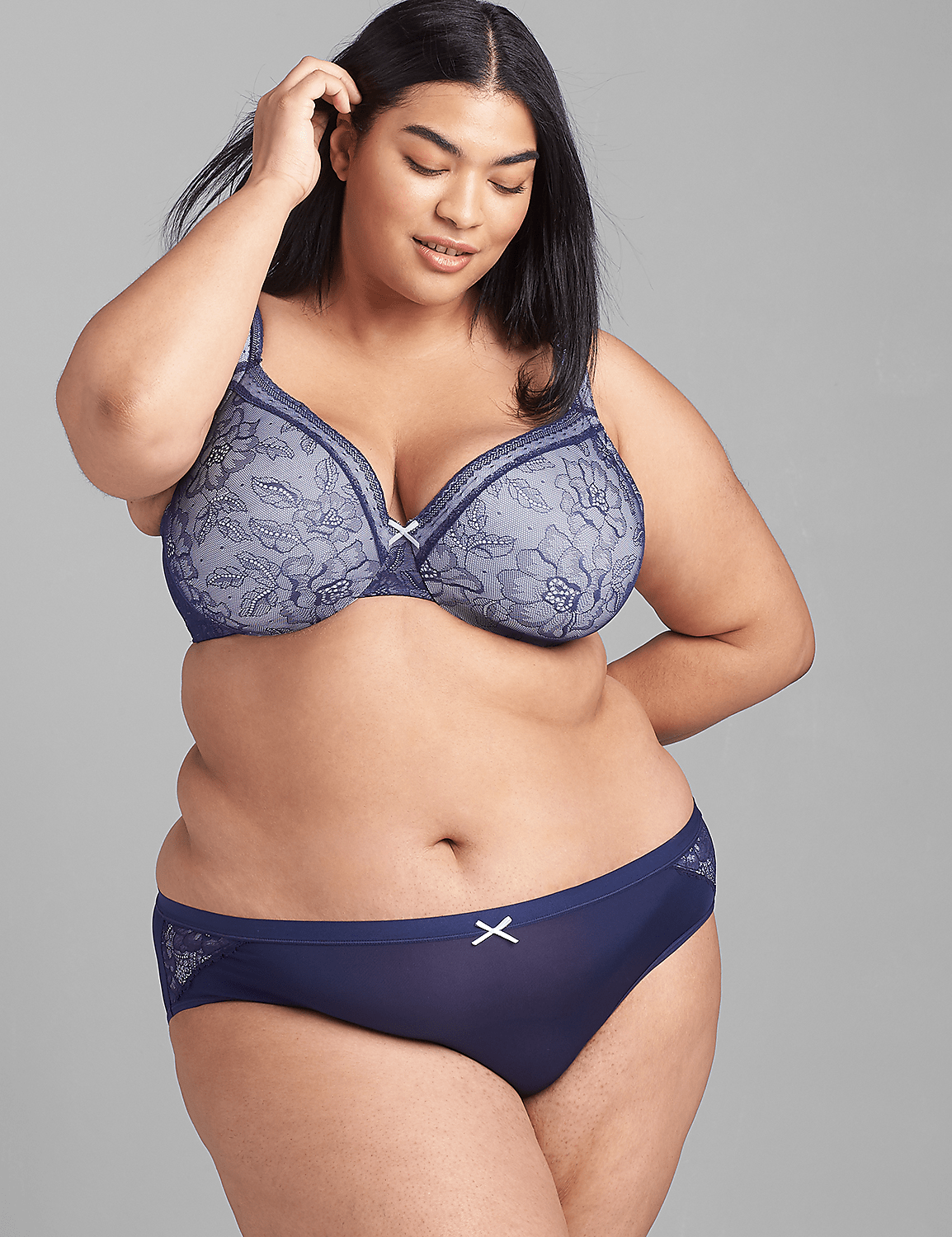 Modern Lace Lightly Lined Full Coverage Bra Product Image 1