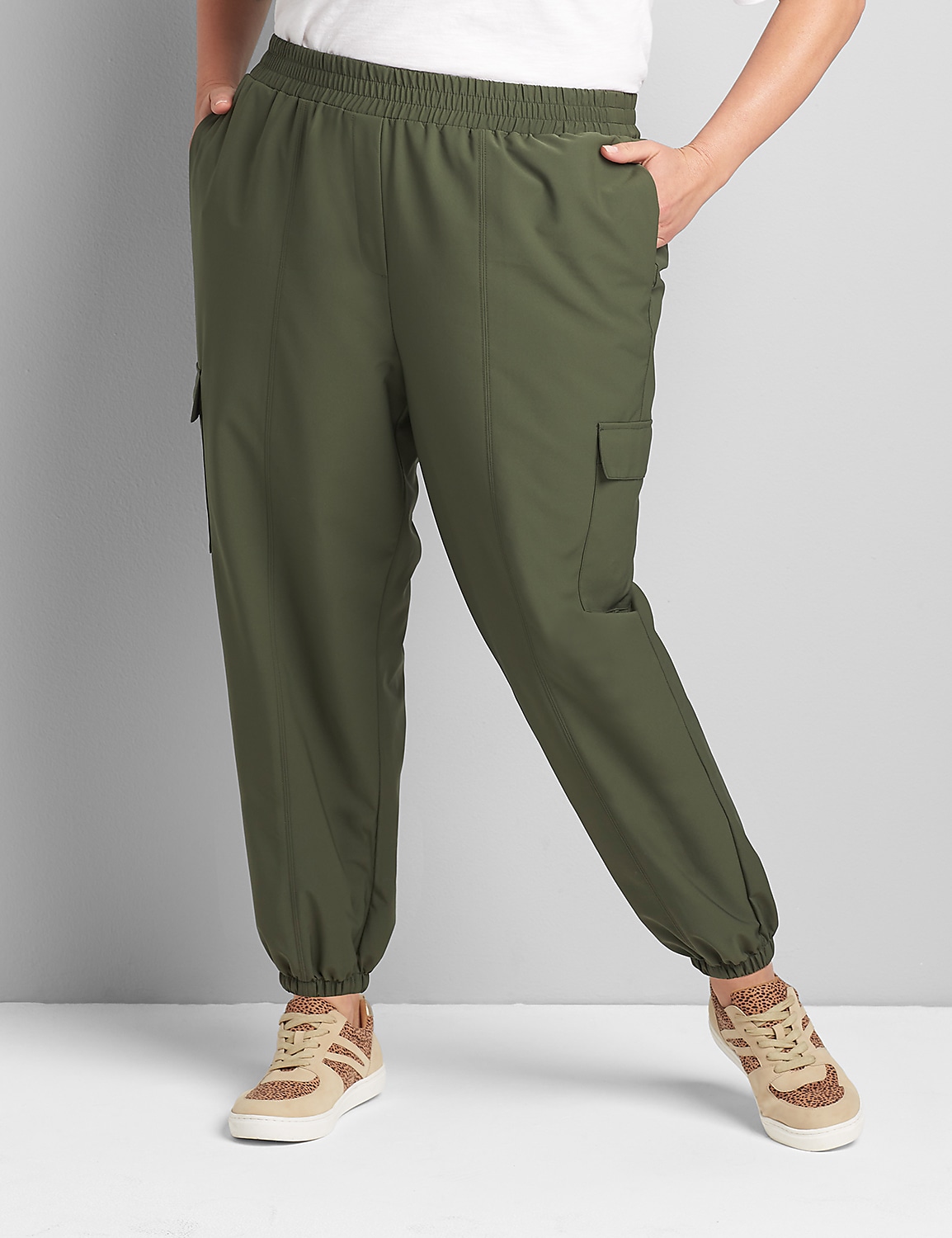On-The-Go Cargo Jogger Pant Product Image 1
