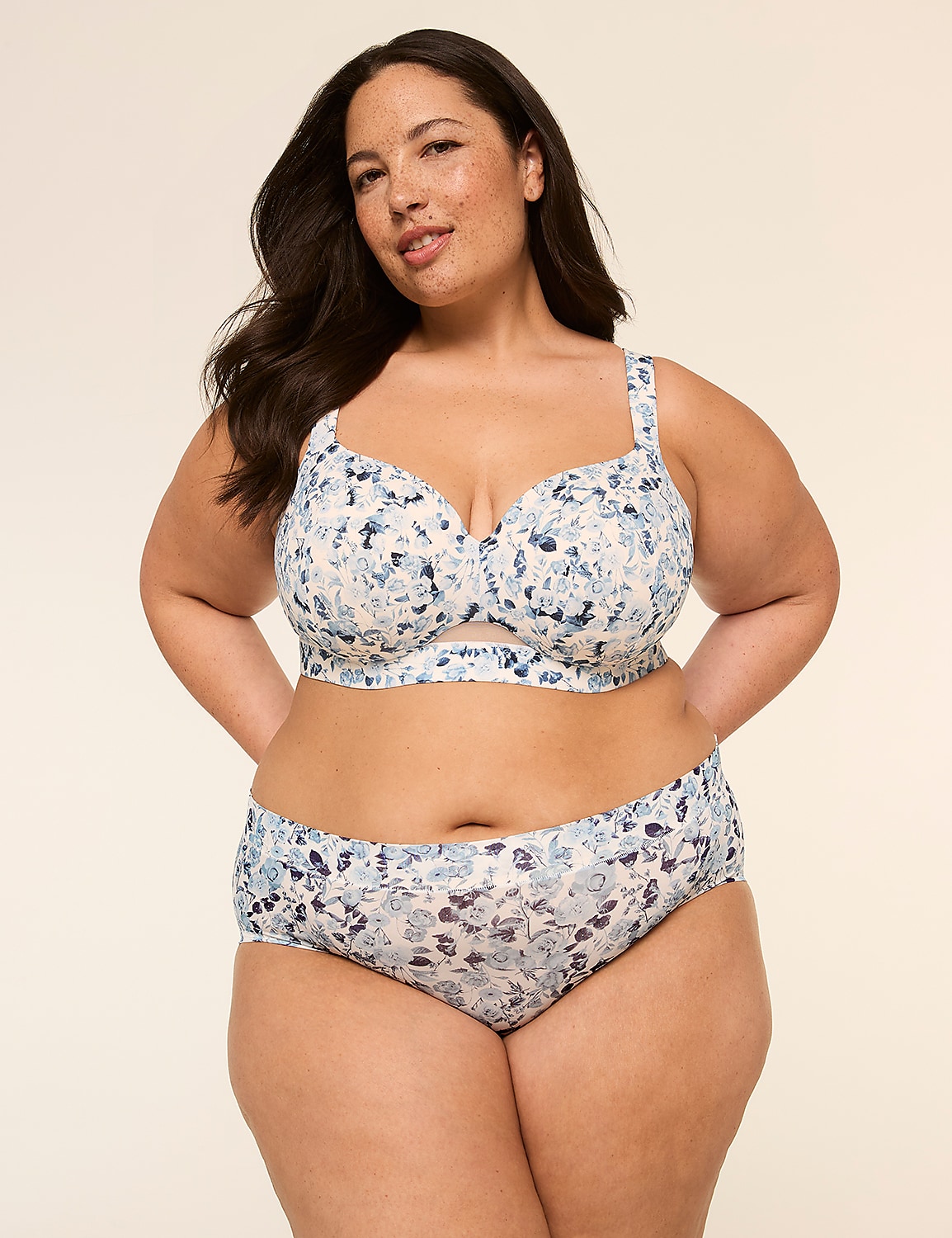 Comfort Bliss&reg; Lightly Lined Balconette Bra Product Image 3