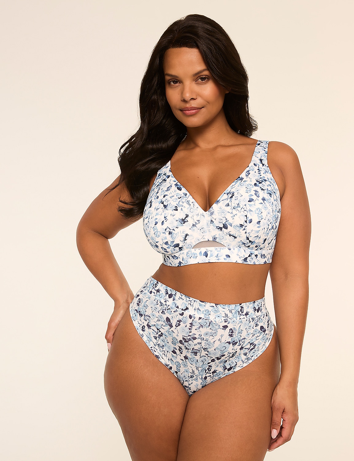 Comfort Bliss&reg; Lightly Lined No-Wire Bra Product Image 3