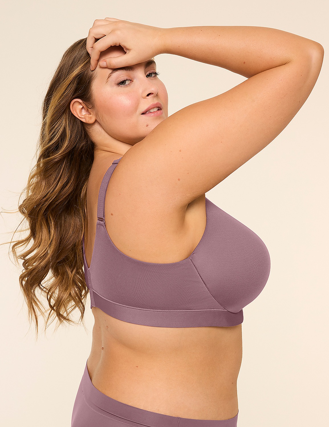 Comfort Bliss&reg; Lightly Lined Full Coverage Bra Product Image 2