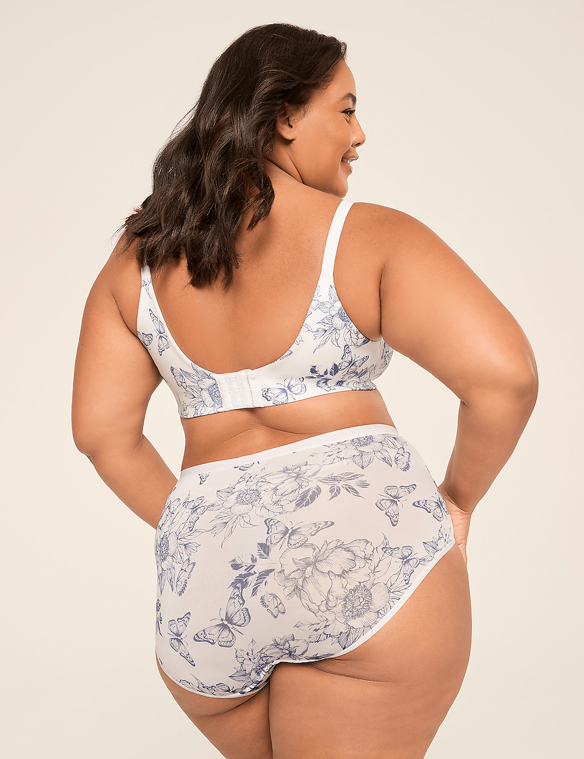 Invisible Backsmoother Lightly Lined Full Coverage Bra Product Image 2