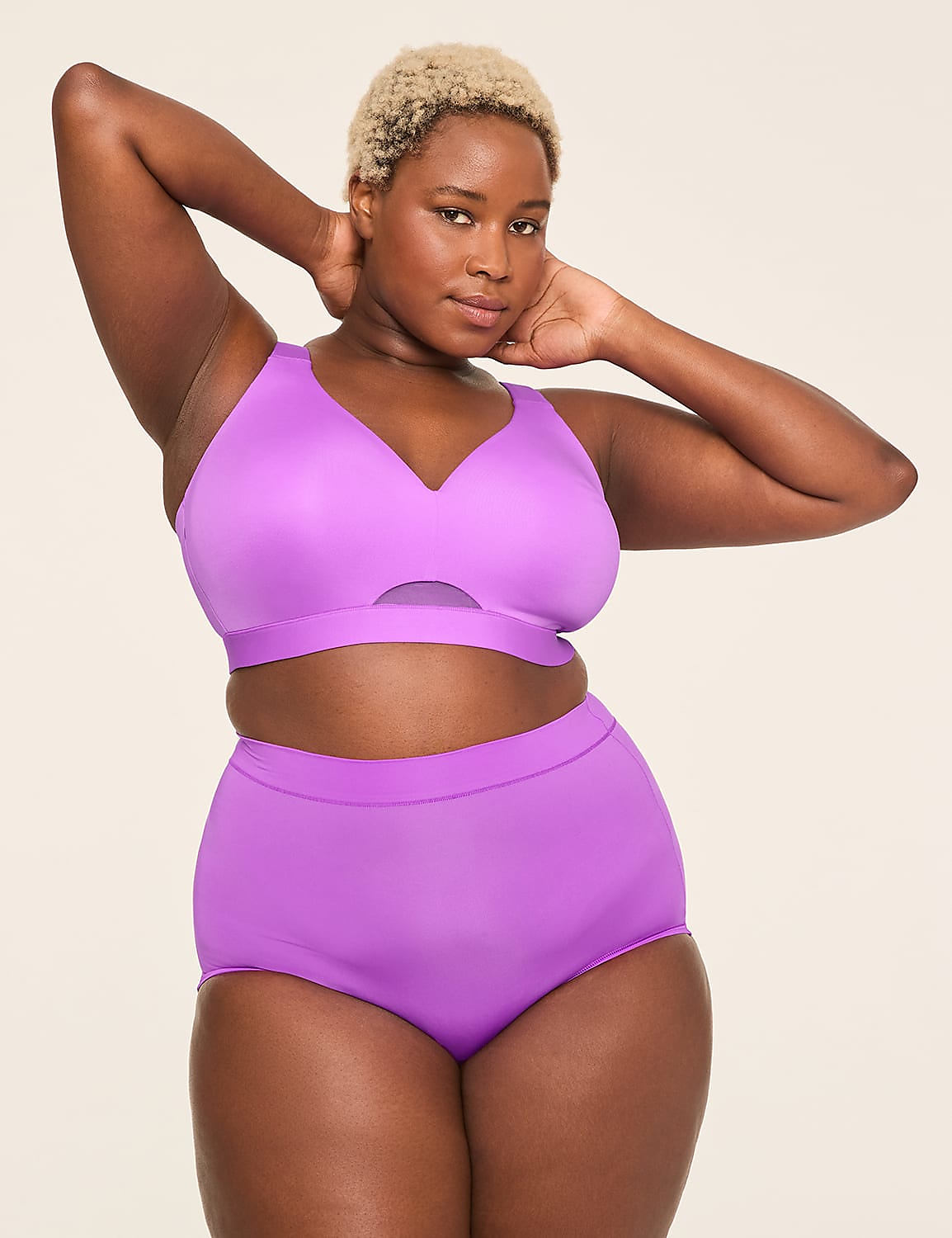 Comfort Bliss&reg; Lightly Lined No-Wire Bra Product Image 4