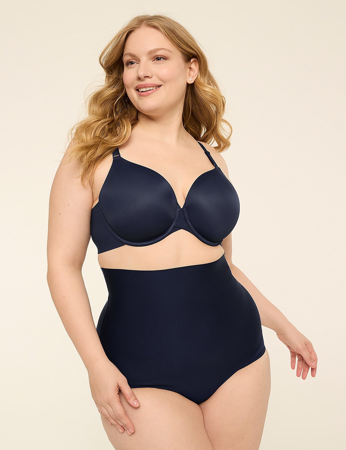 Totally Smooth Lightly Lined Full Coverage Bra Product Image 3
