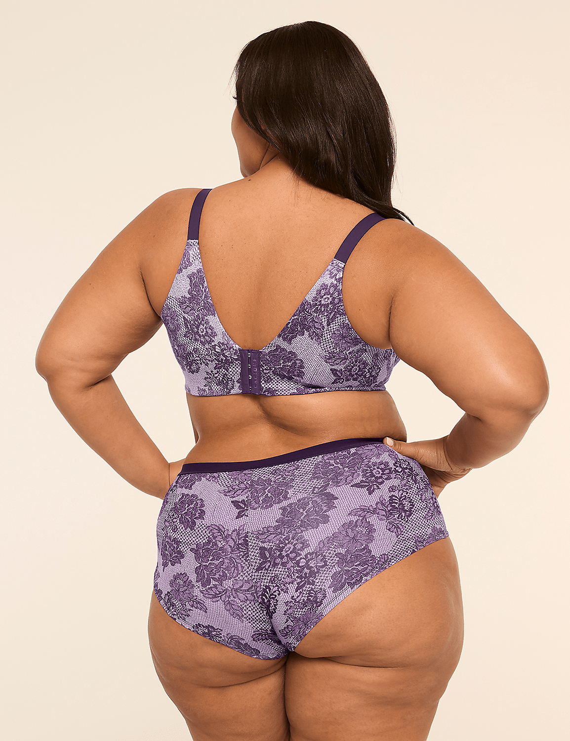 Invisible Backsmoother Boost Plunge Bra Product Image 2