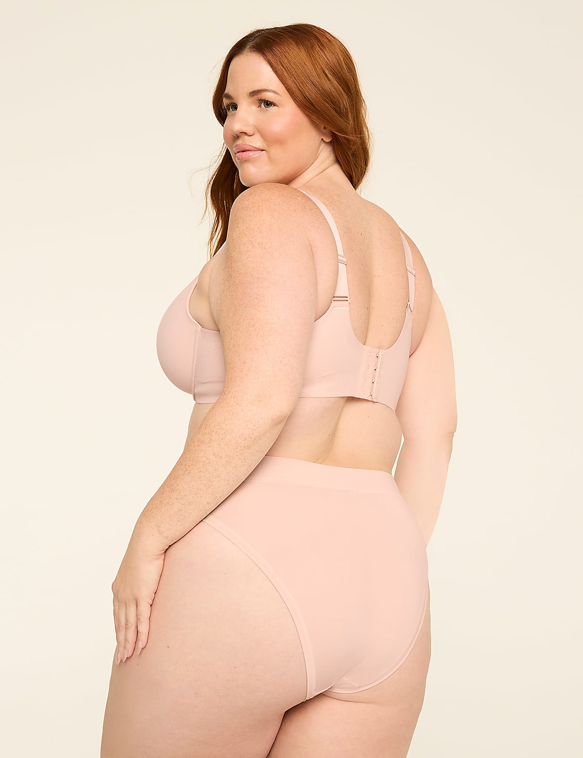 Modern Luxe Lightly Lined Full Coverage Bra Product Image 2