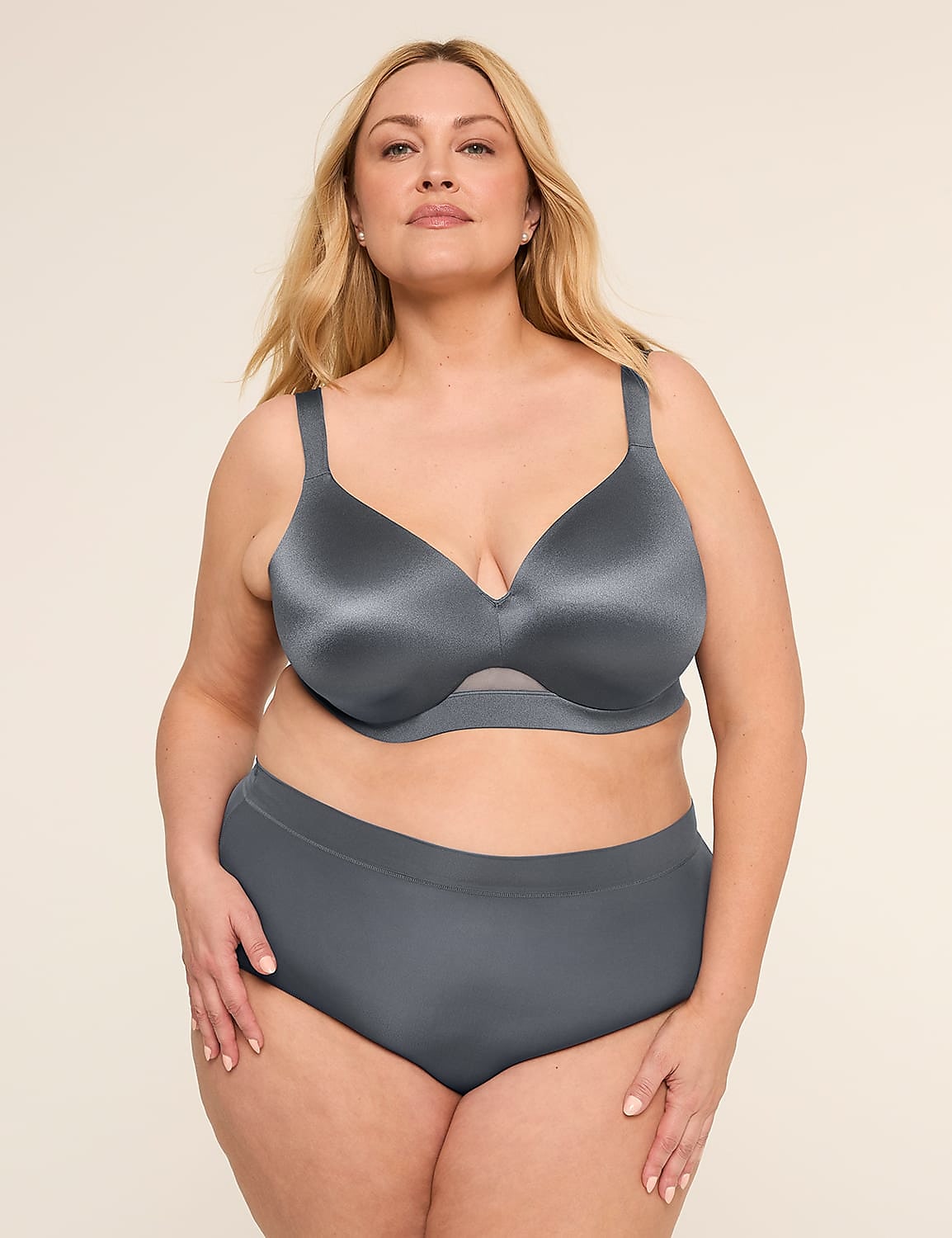 Comfort Bliss&reg; Lightly Lined Full Coverage Bra Product Image 4