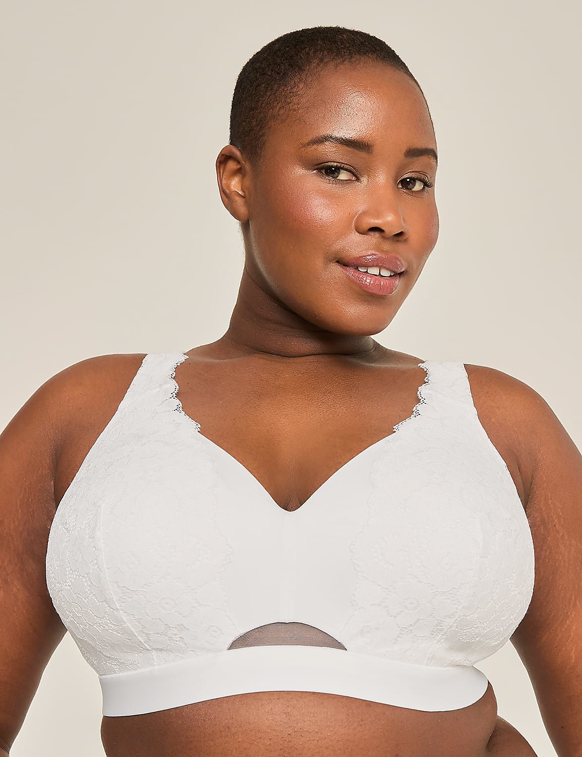Comfort Bliss&reg; Lightly Lined No-Wire Bra With Lace Product Image 1