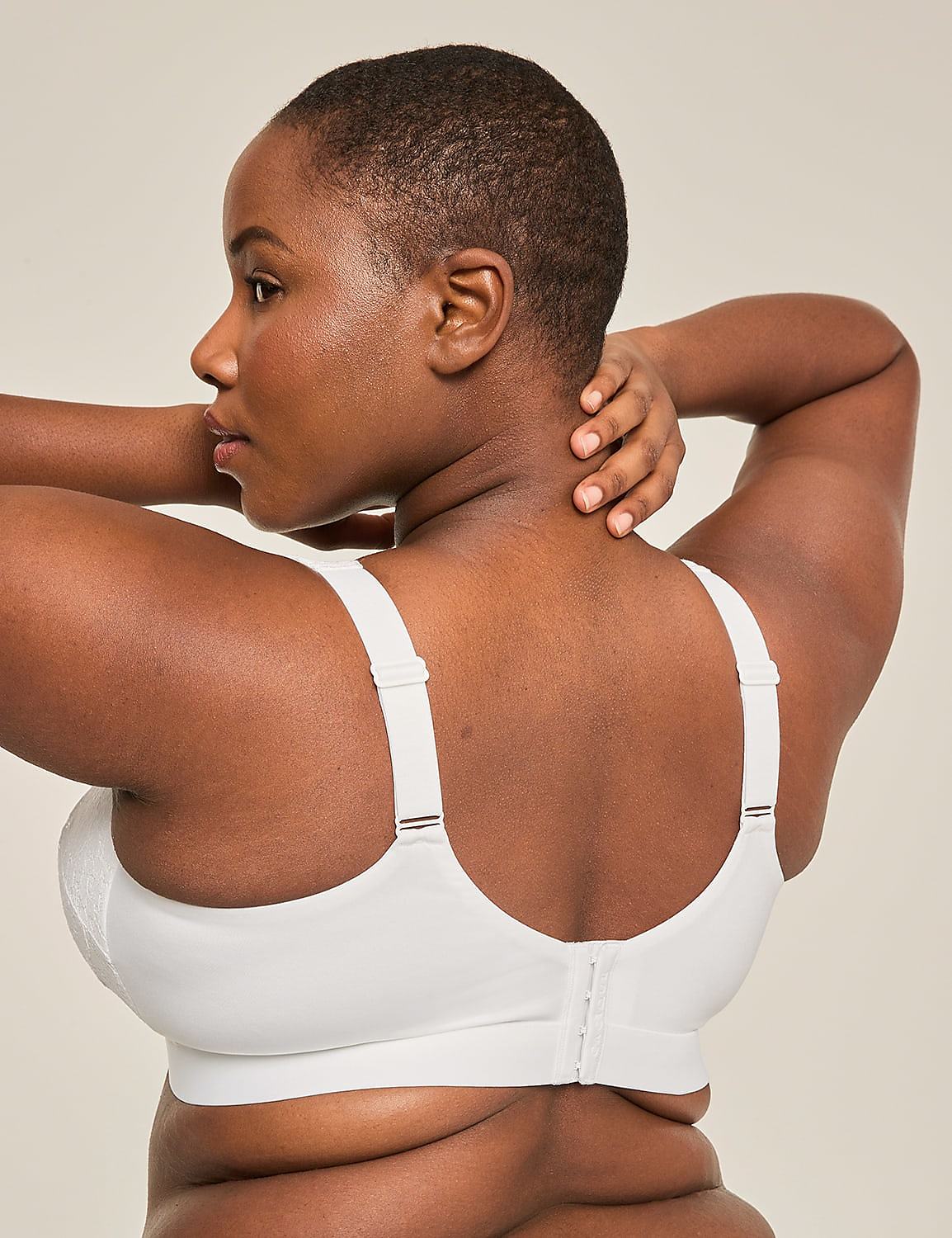 Comfort Bliss&reg; Lightly Lined No-Wire Bra With Lace Product Image 2