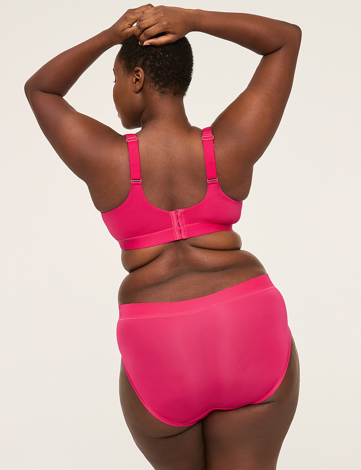 Comfort Bliss&reg; Lightly Lined Plunge Bra Product Image 2