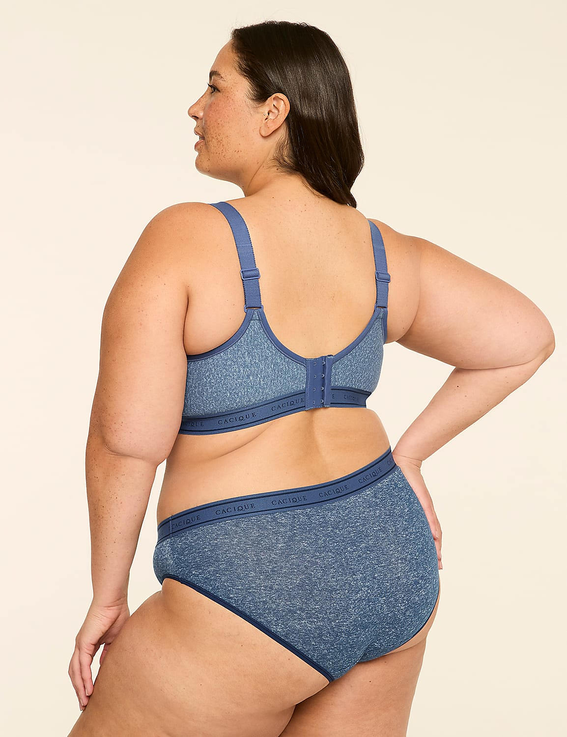 Lightly Lined No-Wire Bra Product Image 2