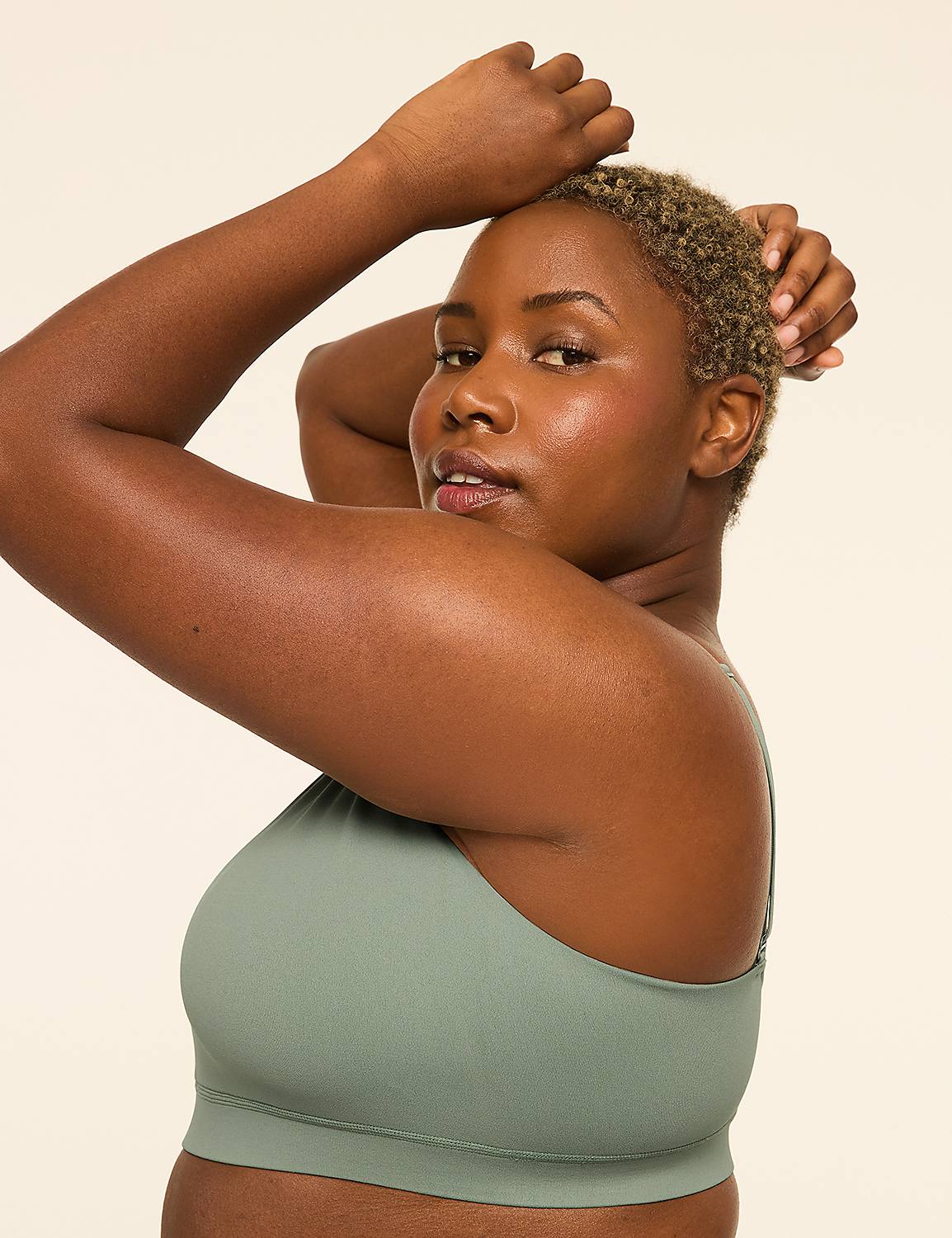 Seamless V-Neck Bralette Product Image 3