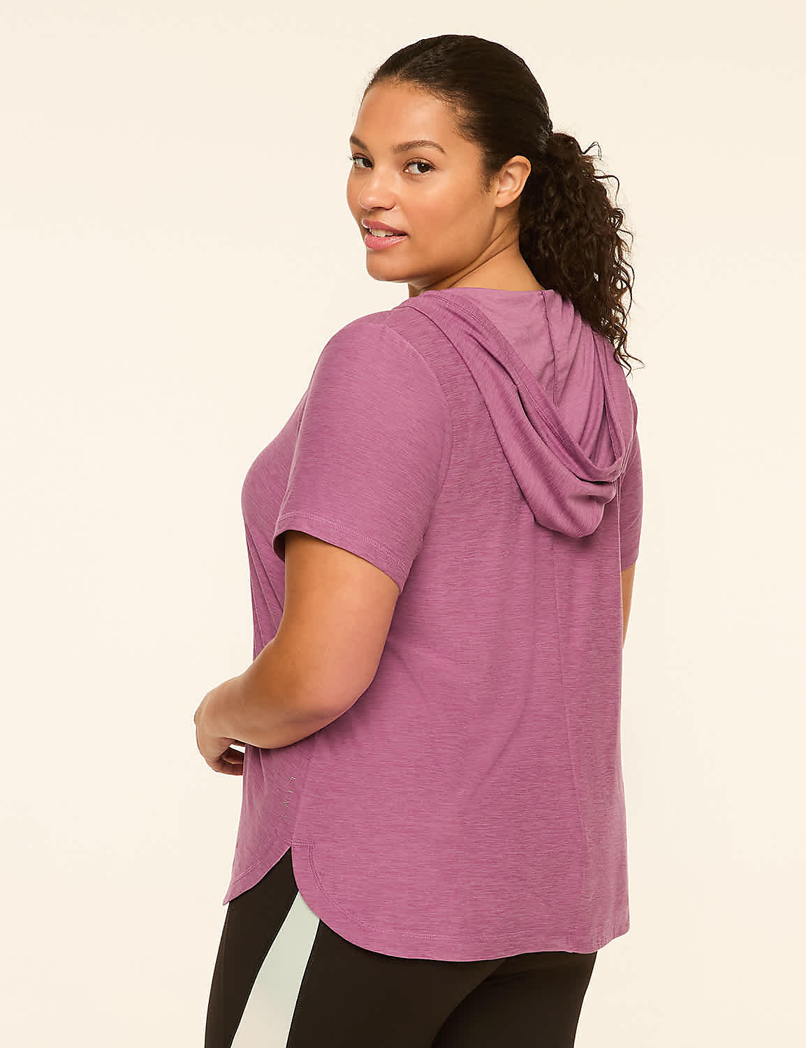 LIVI Soft Short-Sleeve Hoodie Product Image 2