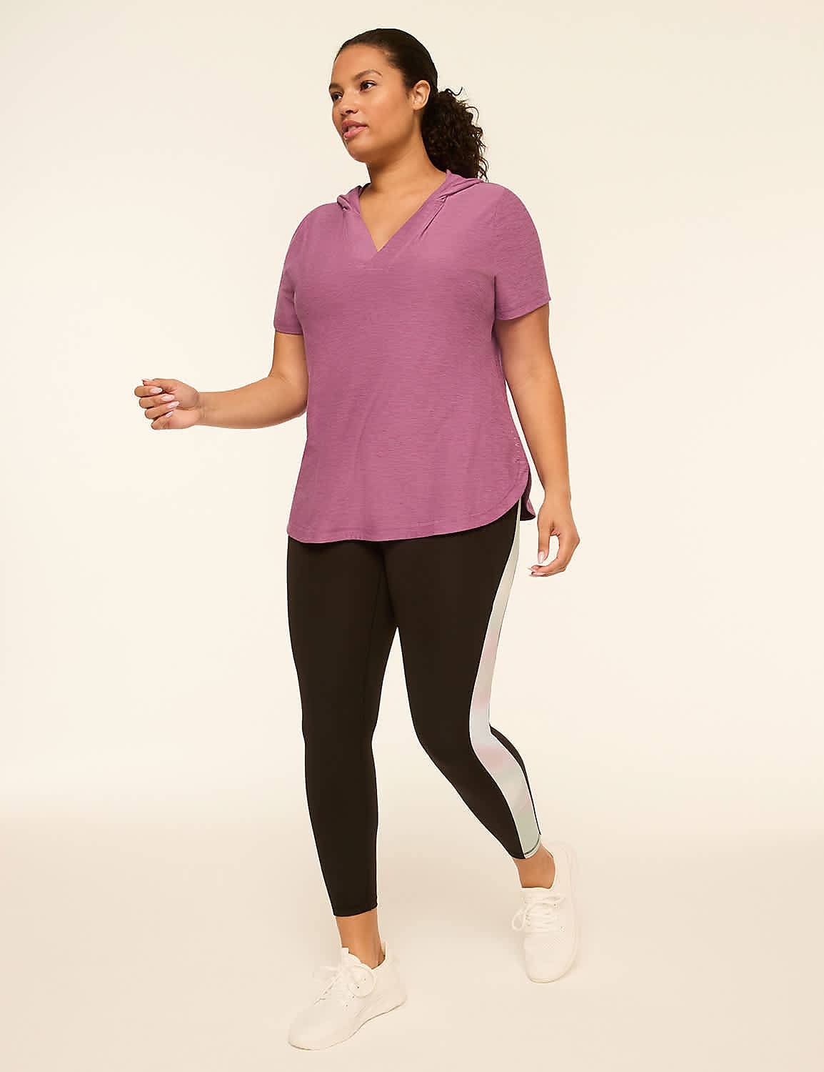 LIVI Soft Short-Sleeve Hoodie Product Image 3