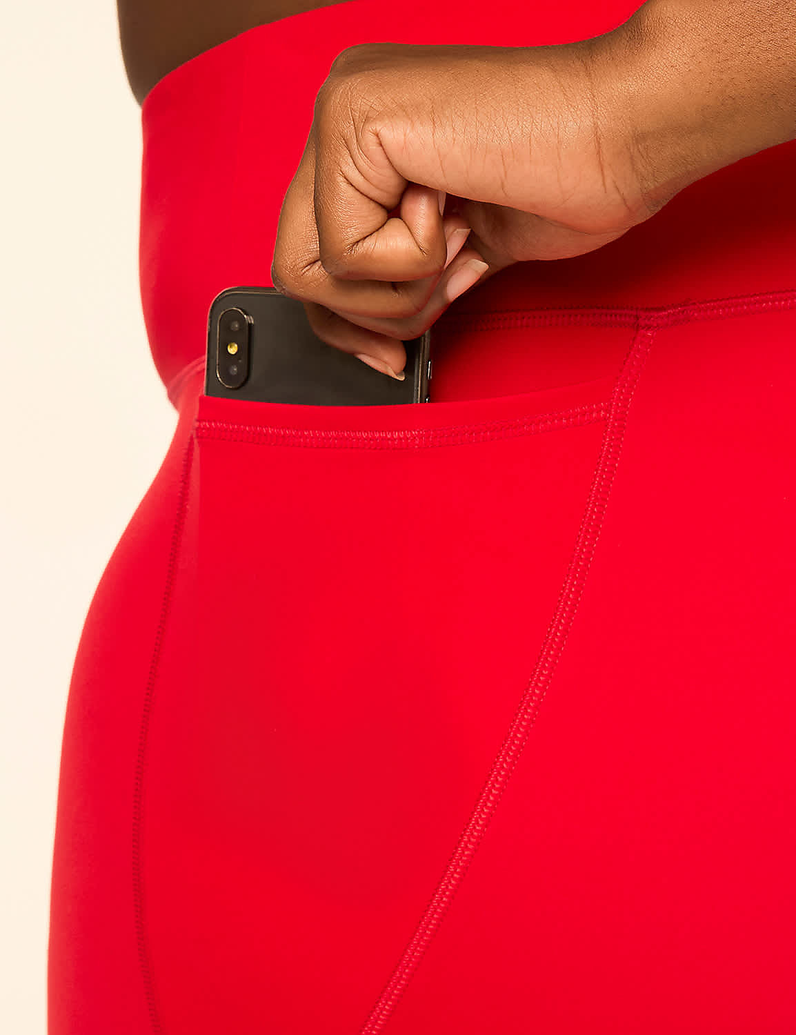 LIVI Soft Flare Legging Product Image 4